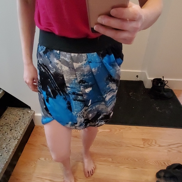 Skirt - Picture 2 of 3